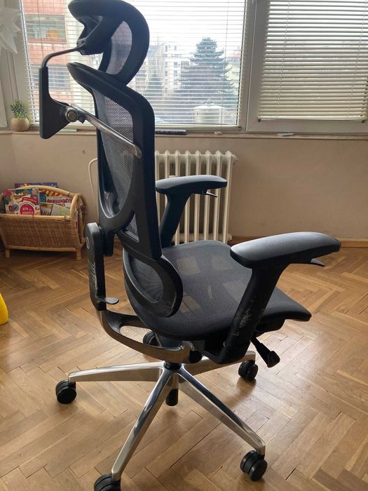 Ергономичен офис стол ErgoPro Mesh – отлично състояние