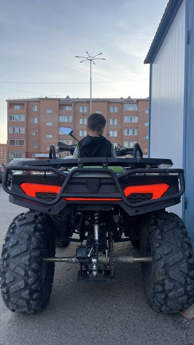 Продам почти новая