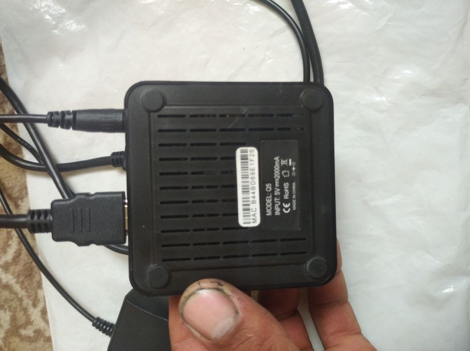 Q5 smart tv Box sotiladi