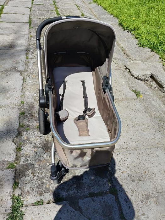 Vând căruț Coccolle Oro