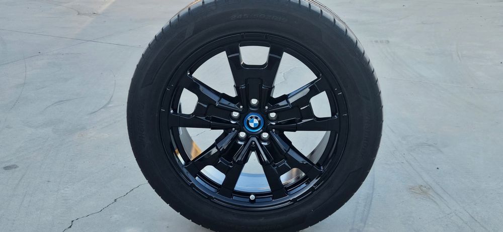 Jante BMW iX3 X3 G01 X4 G02 black edition 245 50 19 vara Hankook 2022