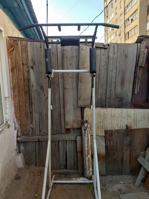 Спорт турник - брусья