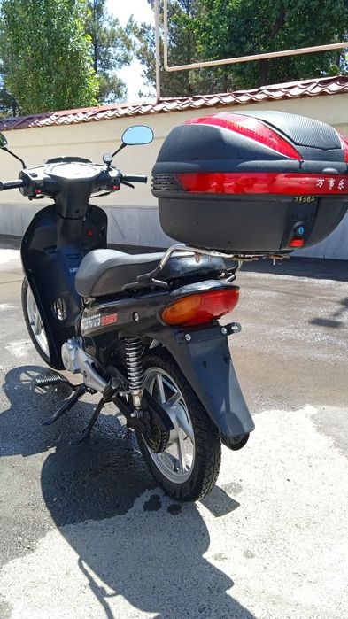 Skuter sotiladi yangi