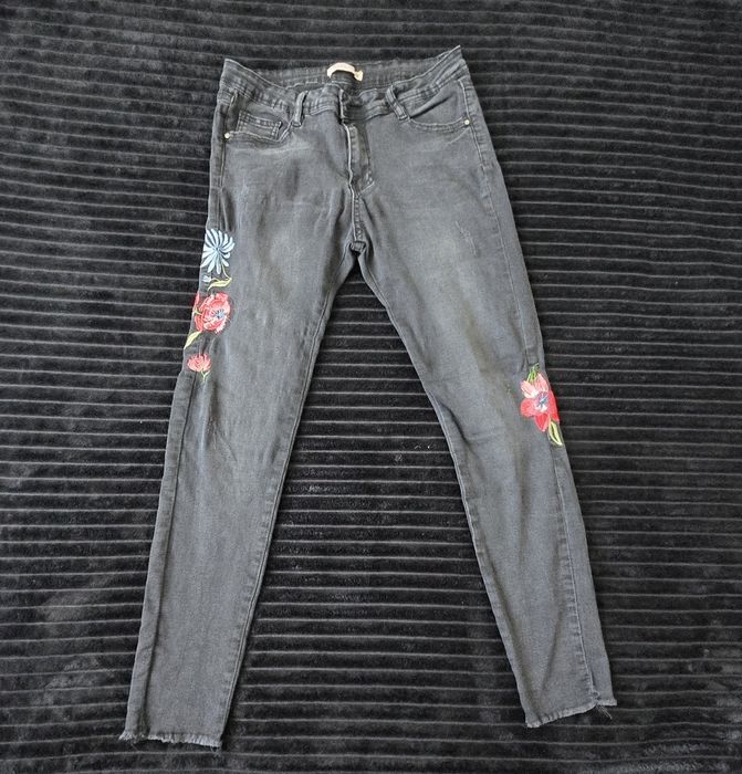 Дамски дънки  и панталони