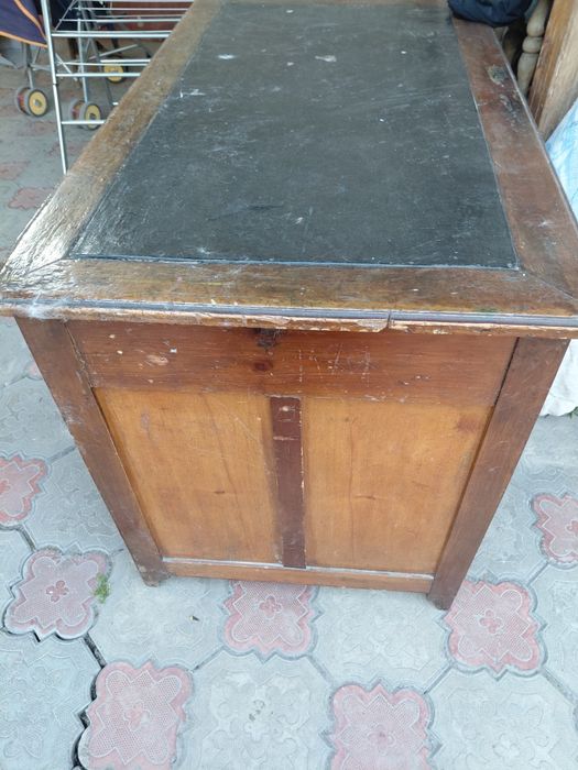 Продам письменный стол винтажный дерево
