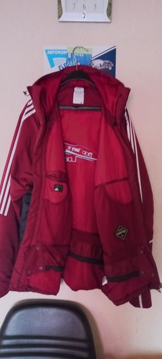 Зимно яке ядидас 100% оргинално