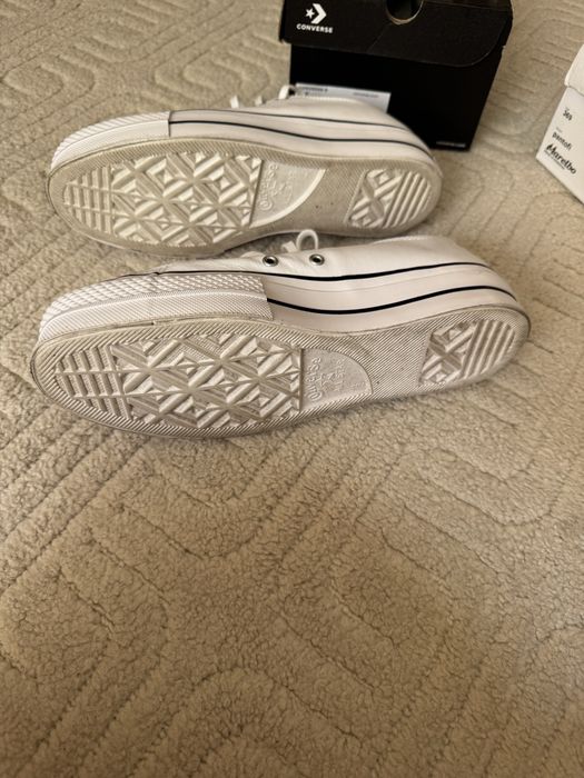 Converse All Star din piele
