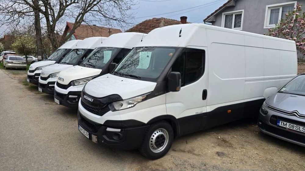 Inchiriez Microbuz / Dubă Iveco Daily Maxi