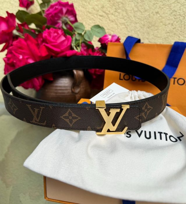 Curea Louis Vuitton originală reversibilă LV