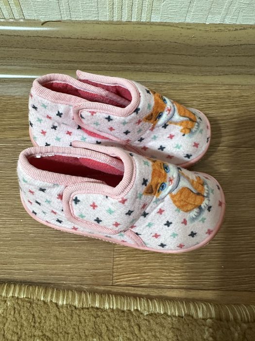 Новая и б/у обувь для девочек, от 20 до 26 размера