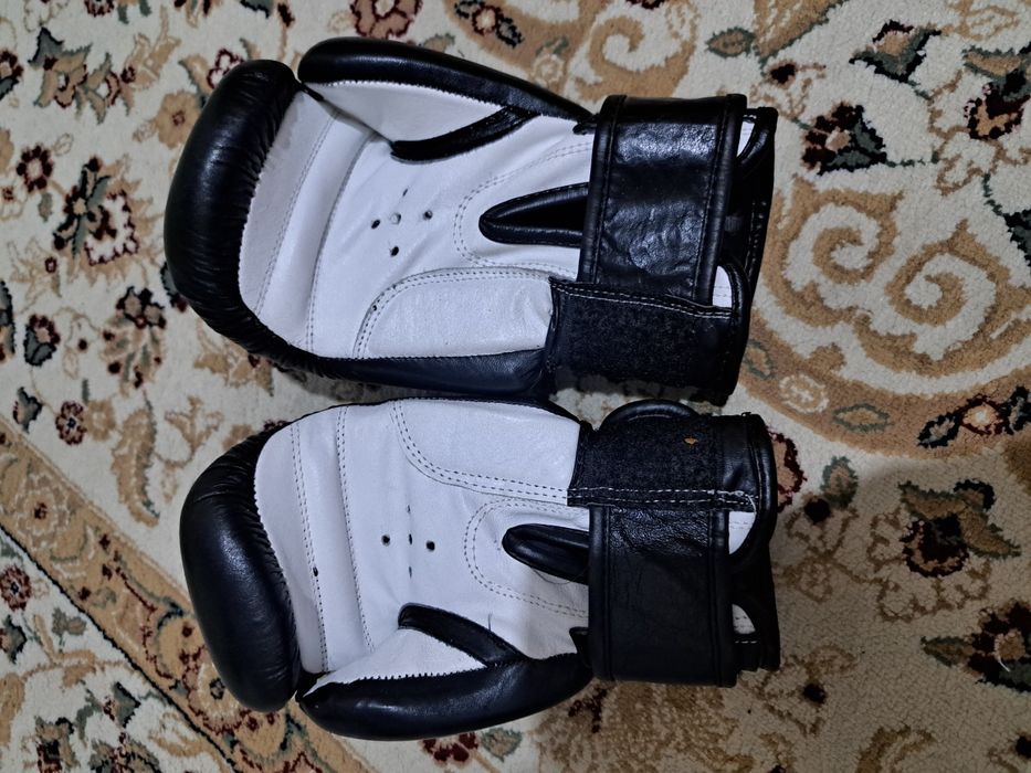 Продам спортивный инвентарь