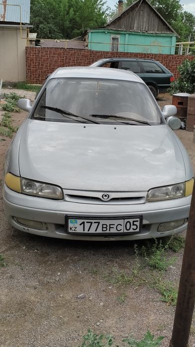 Mazda 1993 года 2.0л  850000 есть торг