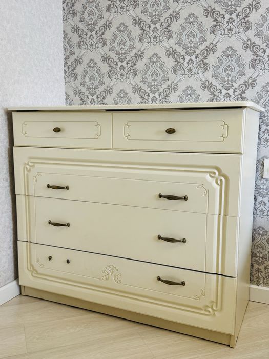 Кровать двуспальная