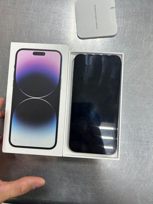 Продам айфон 14про макс