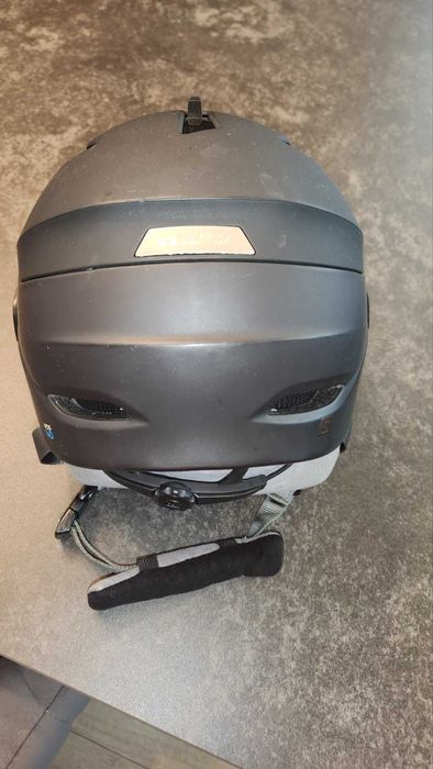 ски каска с вградена маска