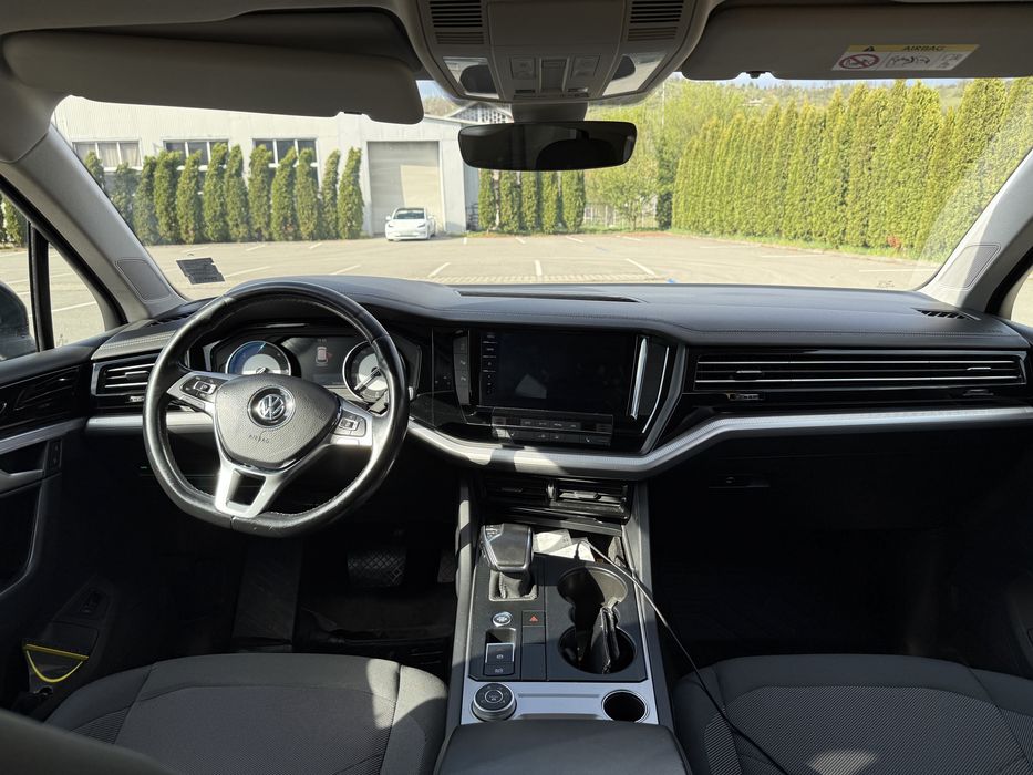 Vw Touareg 3.0 led  2019 Proprietar