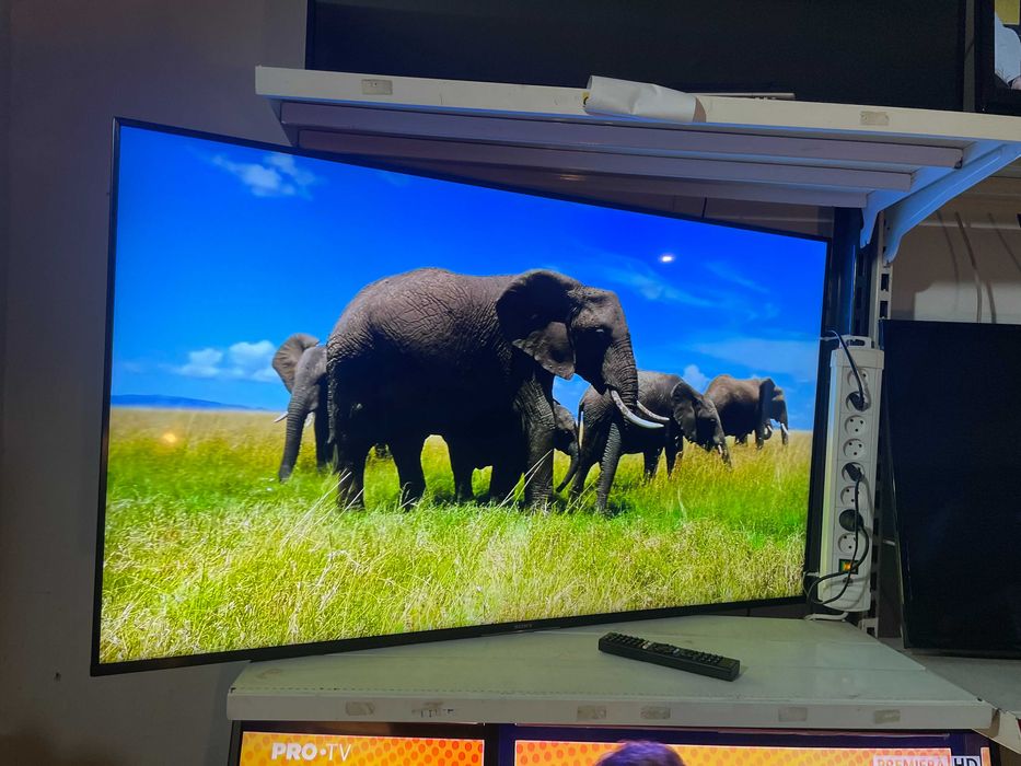 Monitor Profesional Smart Android  Sony Fw-55BZ35F/140 cm Garantie 2an