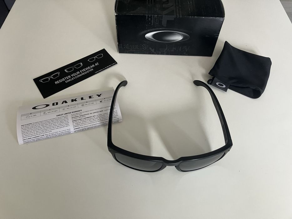Слънчеви очила Oakley Holbrook