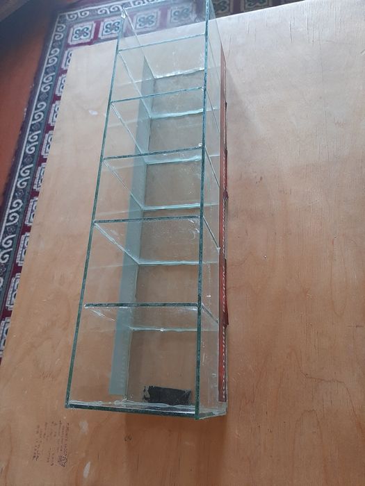 Продается мини-витрина.