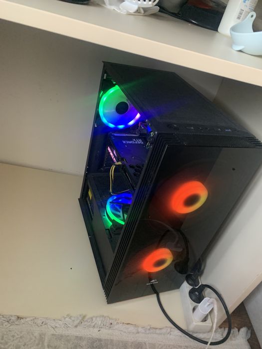 Продается компьютор комлект