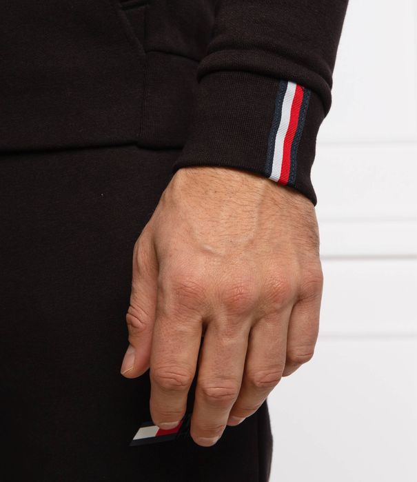 Нов мъжки суитчър Tommy Hilfiger, размер S