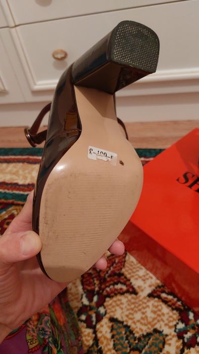 Туфли   сатылады