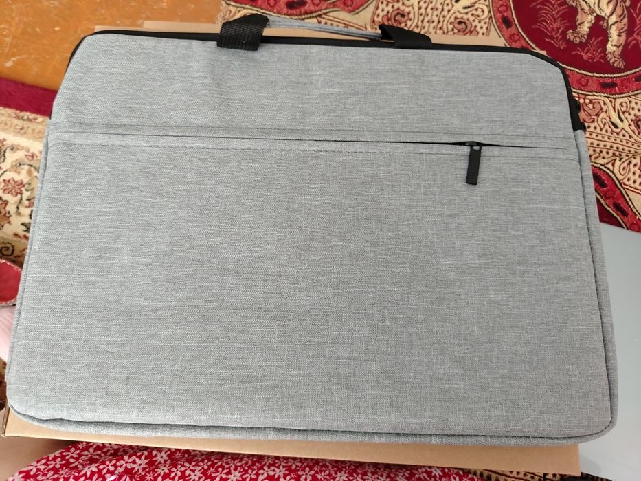 Срочно продаю ноутбук новое