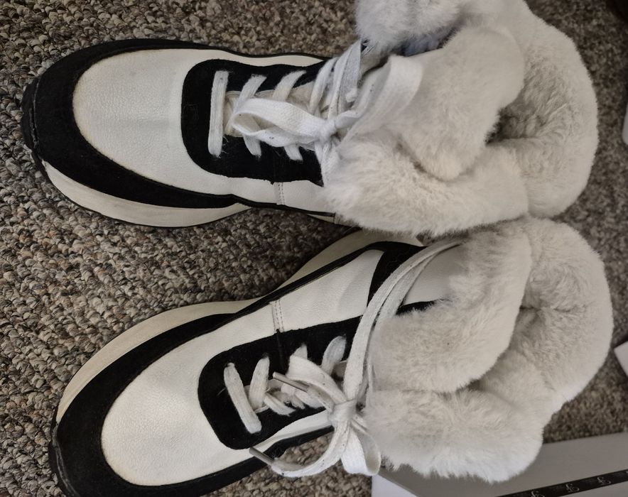 Кроссовки новые качественные