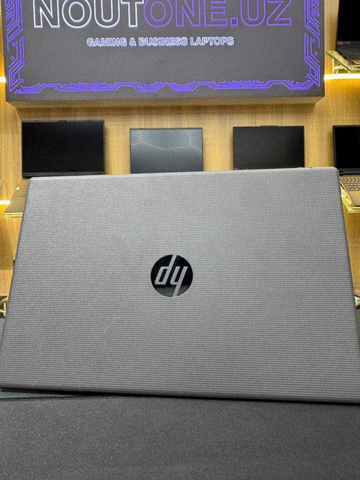 Noutbuk HP Laptop 15 AMD Ryzen 3 7320U 8/256 15.6" FHD
