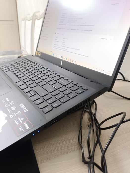 Acer Nitro V15 ноутбук