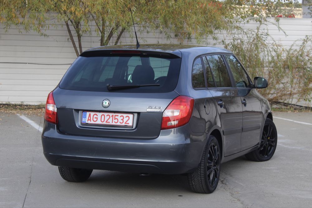 SKODA Fabia 2010 — imagine 4
