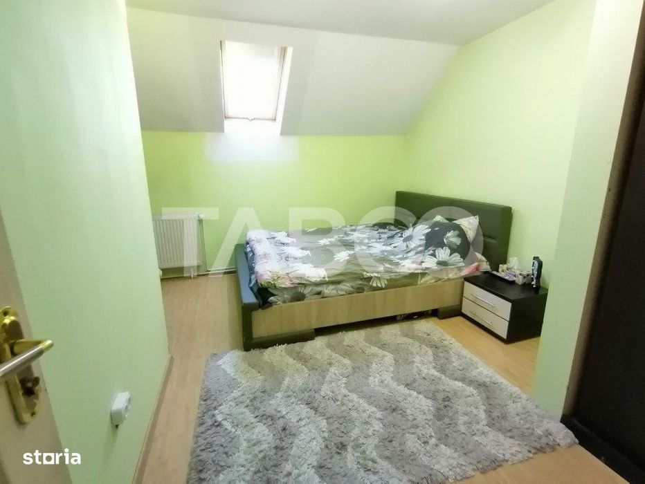Apartament decomandat de vanzare 3 camere 87 mp utili mobilat Terezian