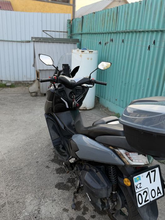 Продам Скутер Nmax