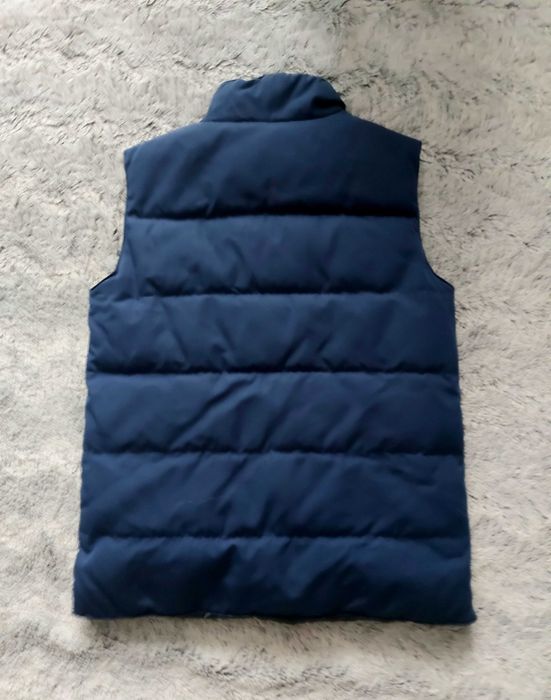 Canada goose S46 , мъжки пухен елек ,отлично състояние