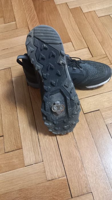 Обувки за колоездене