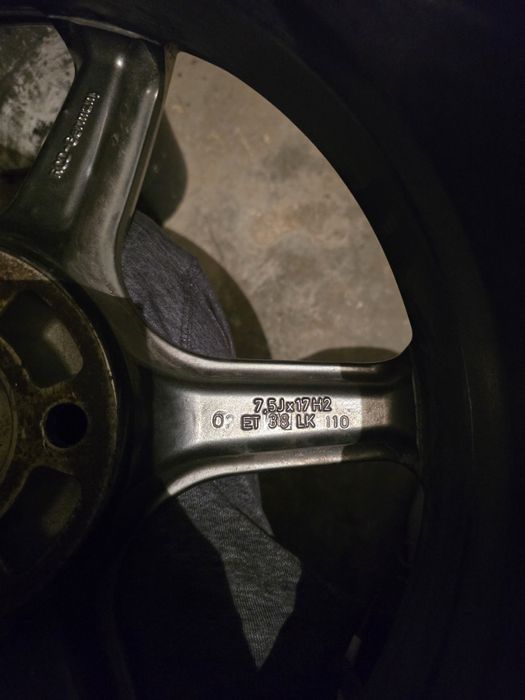 4 броя RC Design RC-05 16ки 7.5Jx17H2
7.5Jx17H2