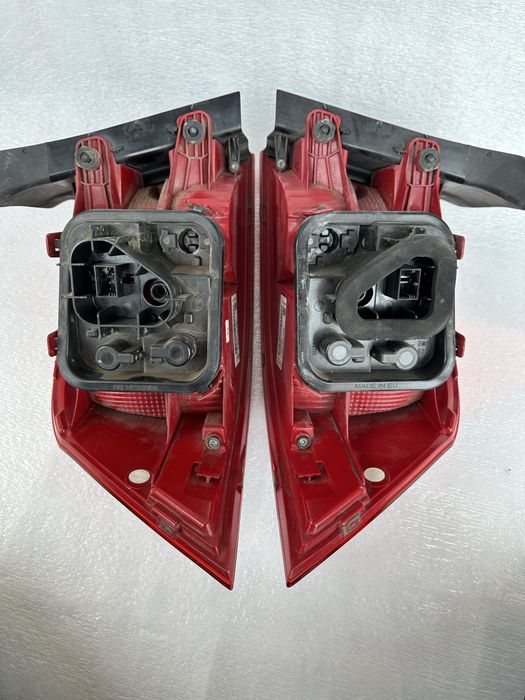 Stopuri stânga dreapta vw passat b7.3ae945095.f.3ae945096.f.