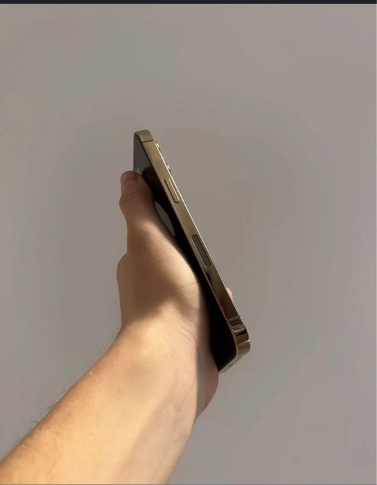 iPhone 13 Pro в идеальном состоянии