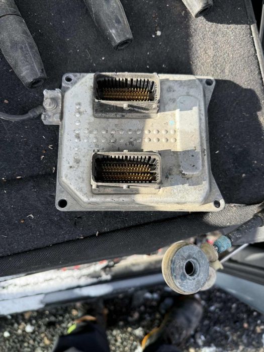 Компютър за Опел Зафира Б 1.6 бензин 115 к.с. Z16XER Астра Х Opel Zafi