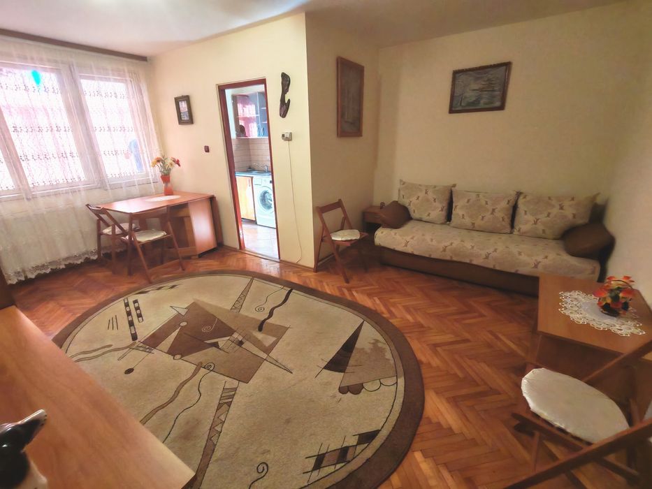 Garsoniera de închiriat bd București
