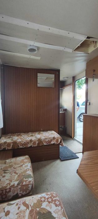 Продава се регистрирана каравана Стеркеман СА 385