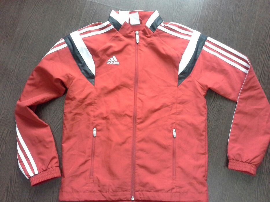Bluza Adidas originala pt 10-12 ani. 152cm