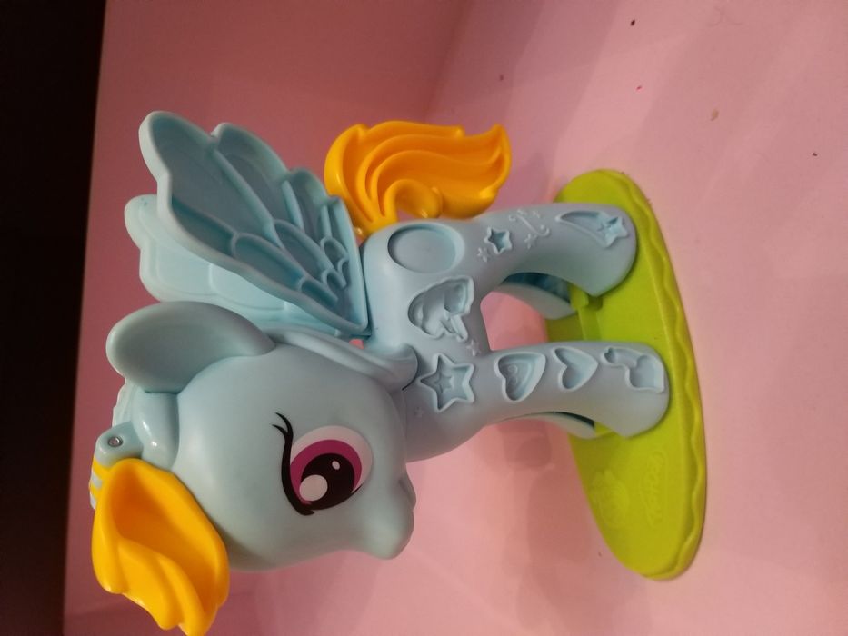 Продам пони для плей до