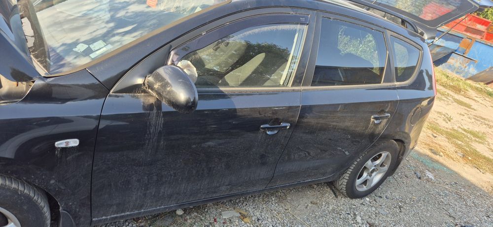 Хюндай И 30 Hyundai I 30 1 6 crdi