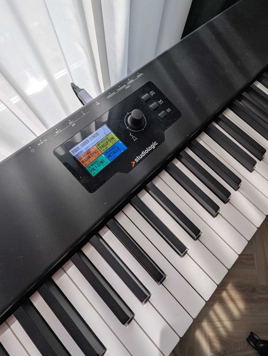 Studiologic SL 73 Studio midi controller