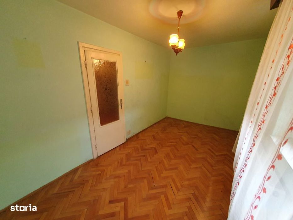 Apartament 2 camere, etaj 4, bloc izolat, acoperis - Zona Girocului