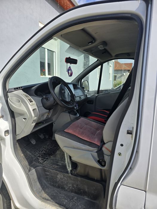 OPEL Vivaro 2014 — imagine 4