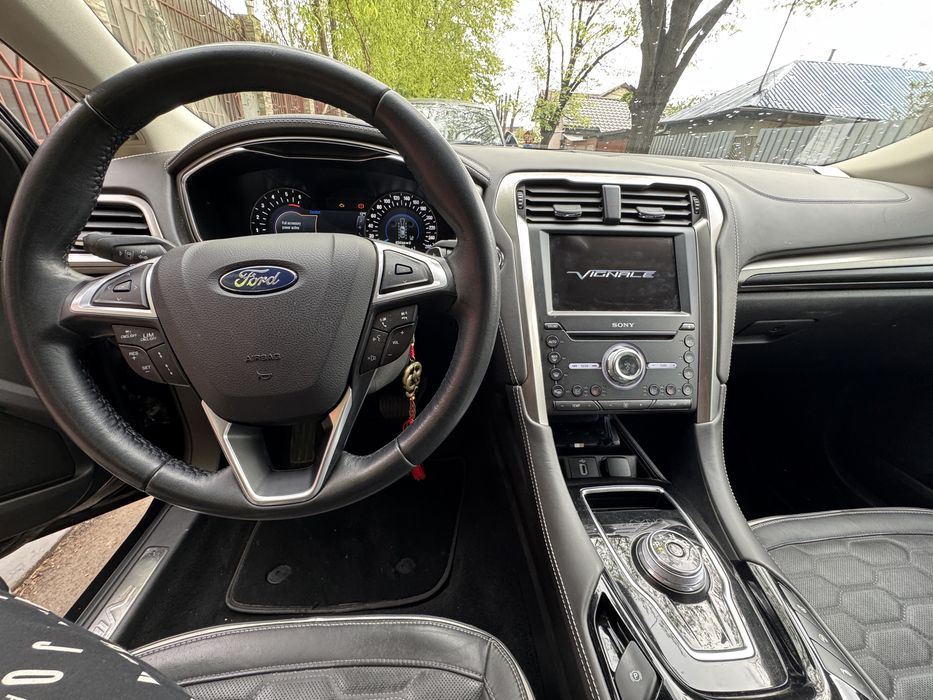 Ford mondeo vignale facelift 4x4