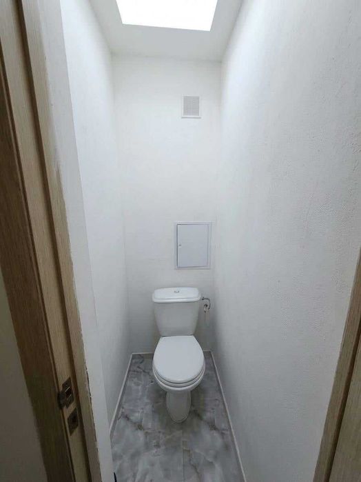Продам 3-х комнатную в районе КЖБИ