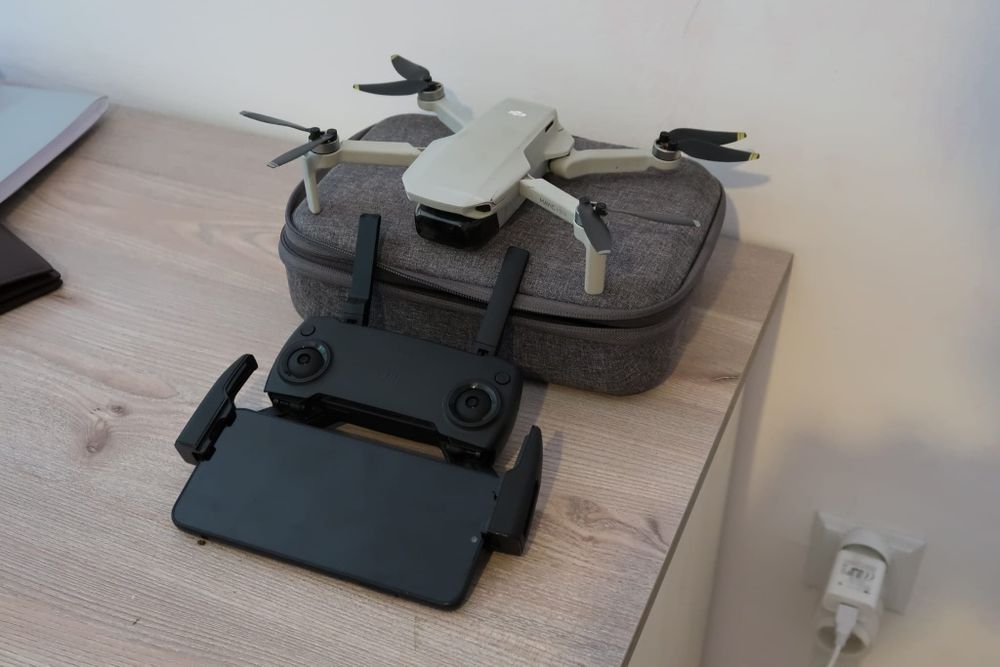 Drona Dji mavic mini